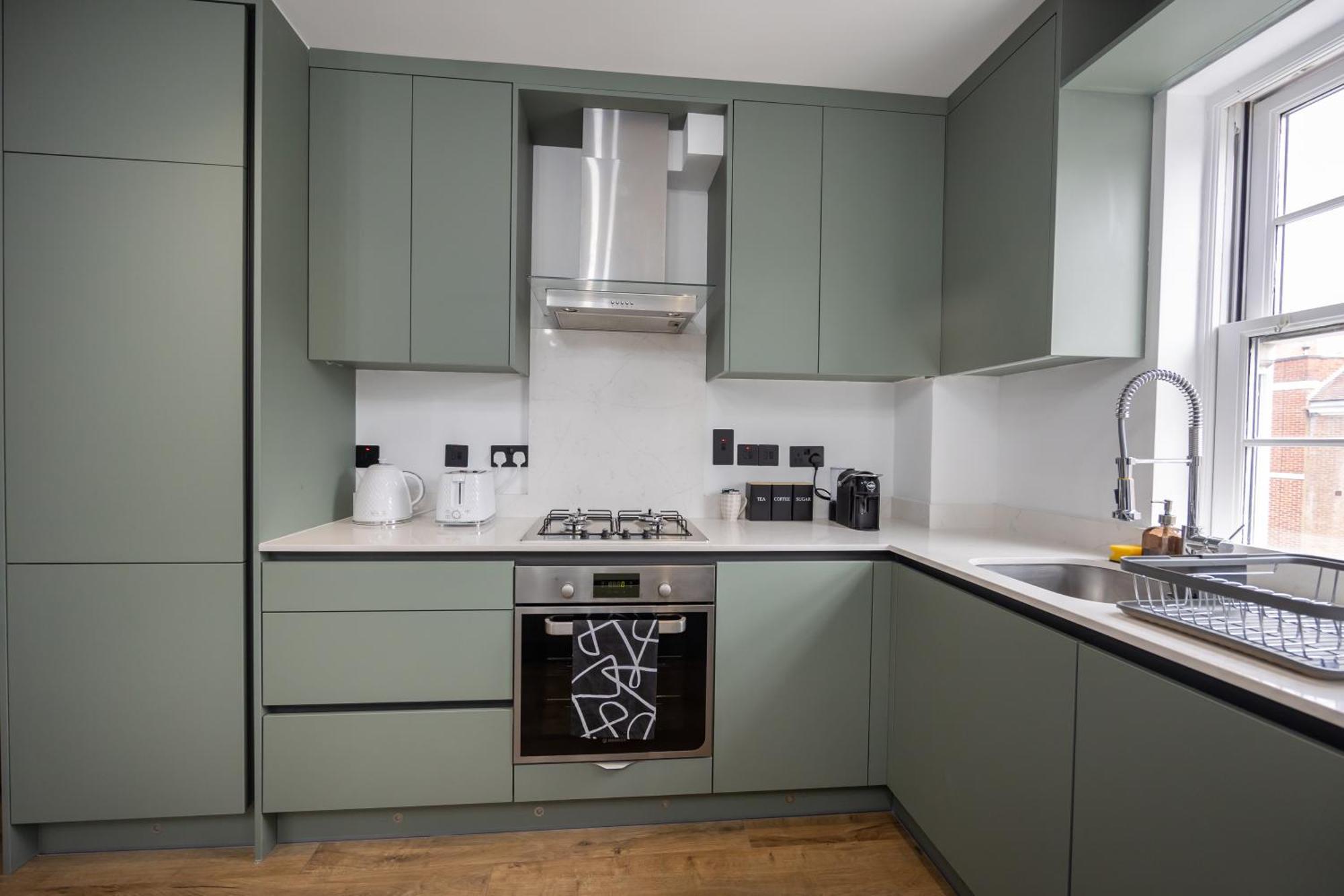 Deluxe 3br, Free Parking, Near Town Center