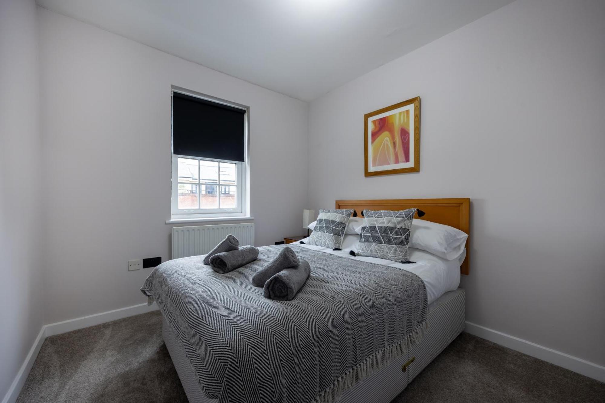 Deluxe 3br, Free Parking, Near Town Center